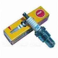 Свеча зажигания NGK BPR6ES для двигателей Honda CG135, CG160, GX160 7282 в Вологде